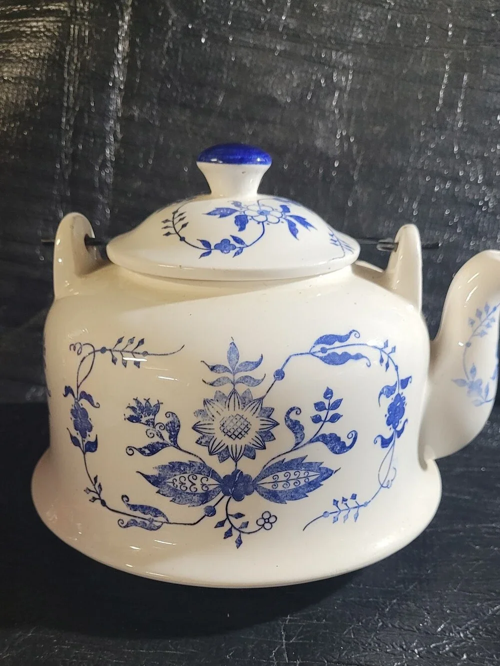 Blue and White Floral Porcelain Enamelware Style With Wire Handle Teapot (113)